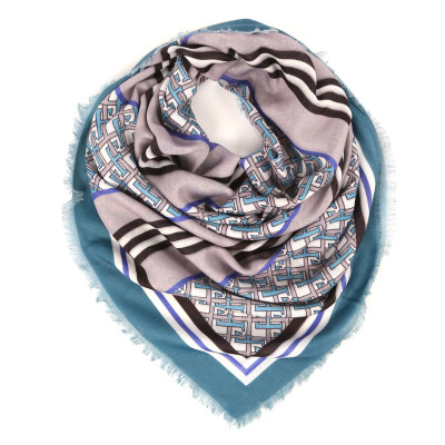 VFZS0003-11 Платок жен. 100% полиэстер разм.120x120 FABRETTI