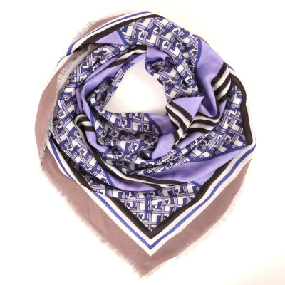 VFZS0003-10 Платок жен. 100% полиэстер разм.120x120 FABRETTI